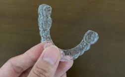 华美牙科矫正牙齿