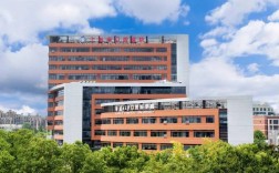 上海这么多著名正畸牙科医院，到底该怎么选？哪些医院的医生资质和技术更靠谱？