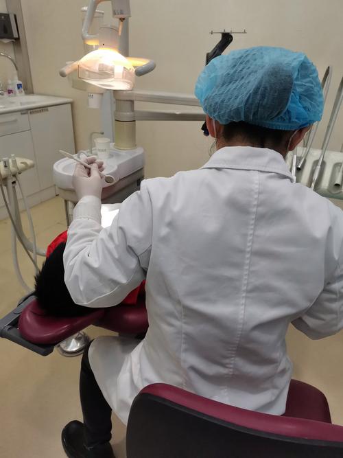 拜博口腔医院矫正牙齿-图1