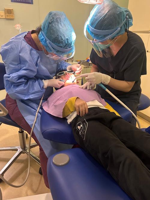 儿童去拜博口腔医院，有哪些让家长放心的儿童牙科服务？-图2