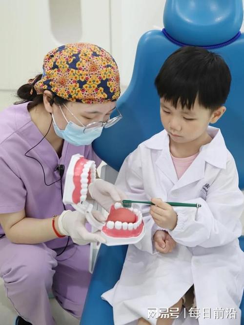 拜博口腔携手幼儿园,如何共护儿童口腔健康?-图3 拜博口腔携手幼儿园,如何共护儿童口腔健康?-图3