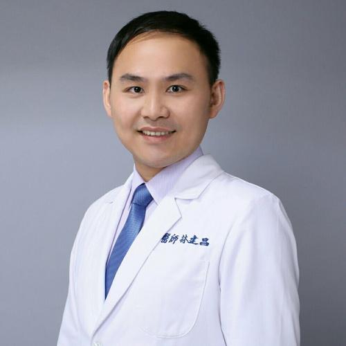 台州牙齿正畸选哪个医生靠谱？-图1