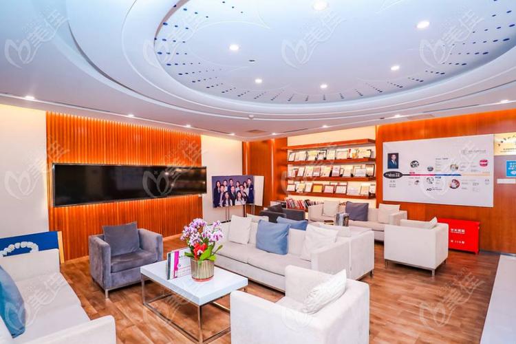 拜博口腔港陆广场的诊疗服务效果和价格如何?-图1 拜博口腔港陆广场的诊疗服务效果和价格如何?-图1