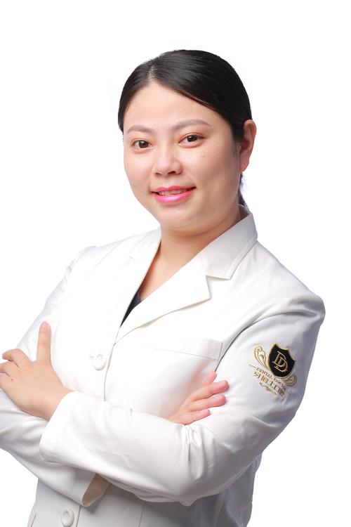 北大口腔正畸医生周琳擅长哪些牙齿矫正技术？-图2