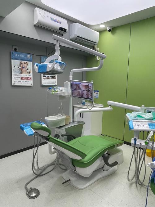 深圳种牙选哪家牙科好？专业靠谱机构怎么找？-图1