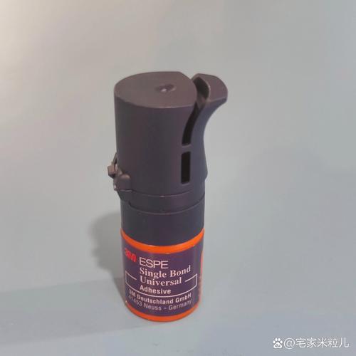 3m自固化正畸粘接剂的粘接效果与临床应用优势如何?-图1 3m自固化正畸粘接剂的粘接效果与临床应用优势如何?-图1