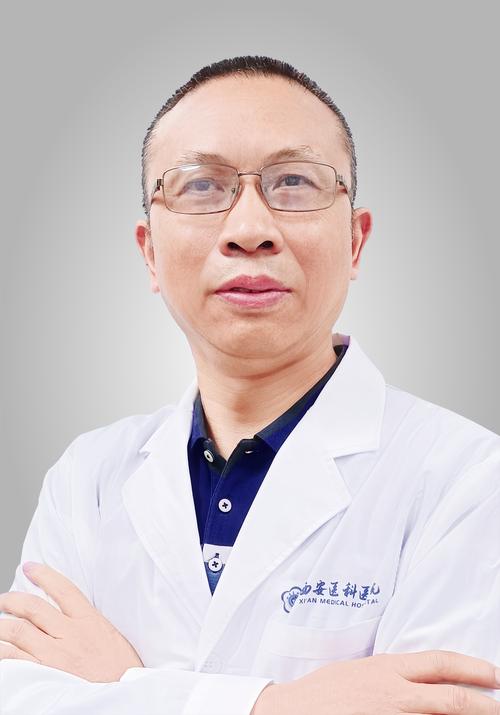 西安四医大正畸安光耀医生的正畸技术有何独特优势？不同错颌畸形案例的治疗效果如何？-图3