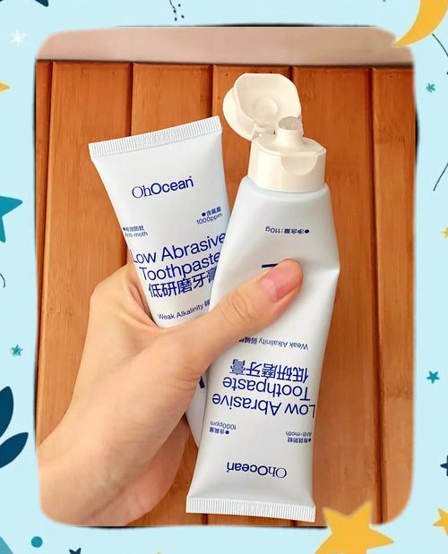 正畸矫正后每次饭后刷牙都必须用牙膏吗?牙套党该如何正确清洁口腔避免食物残留?-图2 正畸矫正后每次饭后刷牙都必须用牙膏吗?牙套党该如何正确清洁口腔避免食物残留?-图2