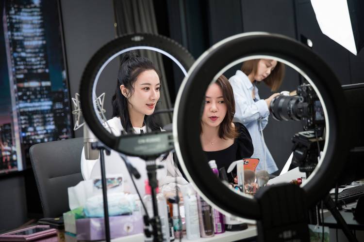 抖音快手点赞直播业务如何24小时低价自助下单？-图2