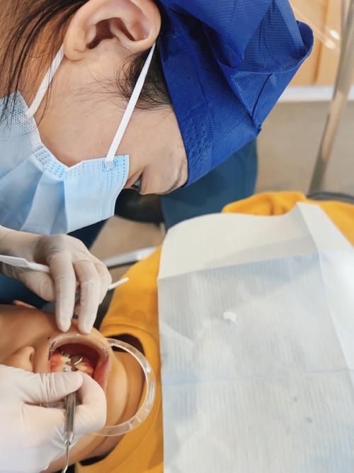 正畸托槽粘结教学视频，如何精准掌握粘结技巧？-图3