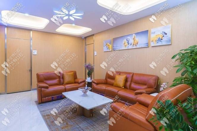 广州正畸牙哪家医院好-图2