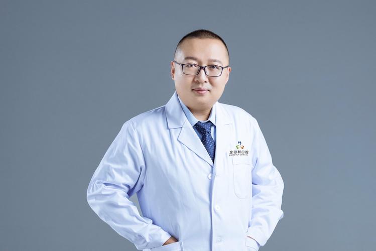 口腔正畸教授如何攻克复杂病例难题?-图3 口腔正畸教授如何攻克复杂病例难题?-图3