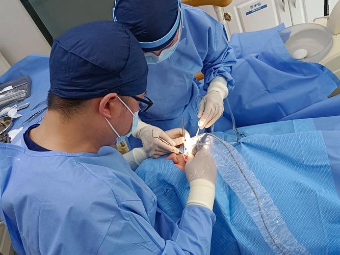 种牙到口腔科-图1