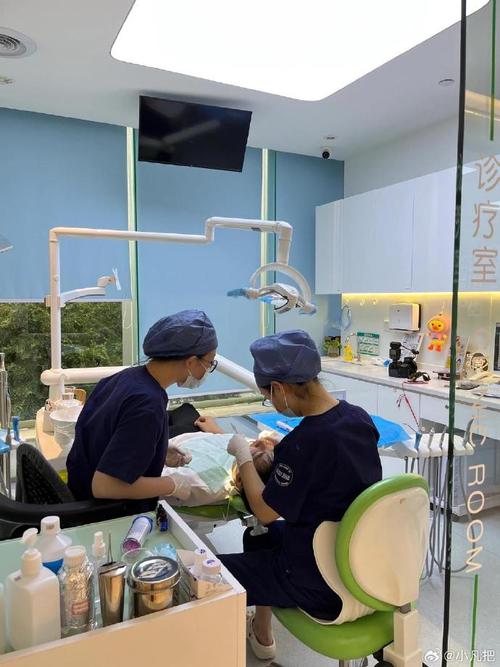 厦门牙科种牙-图1