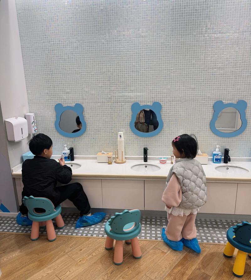 正畸复诊清理牙套吗-图1