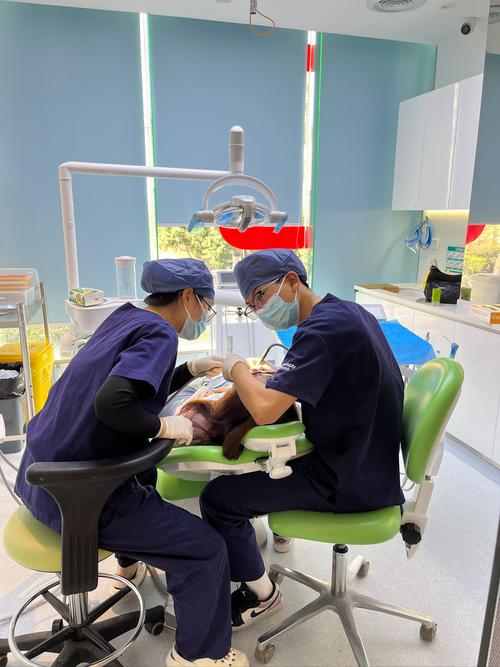 厦门拔牙种牙-图1