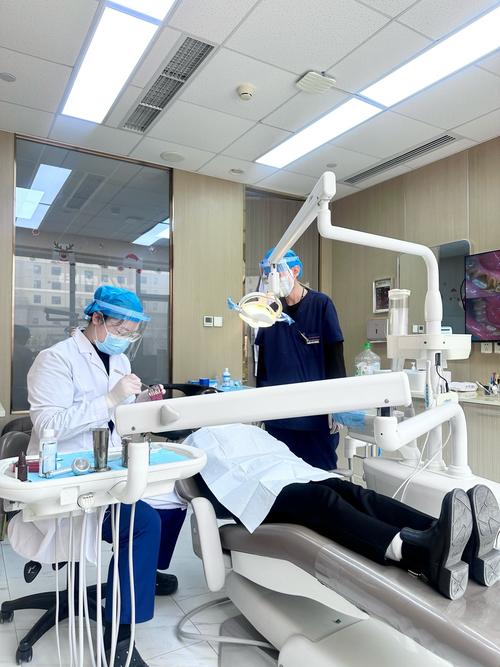 杭二医院牙科正畸科矫正效果如何？一般需要多久完成？-图1