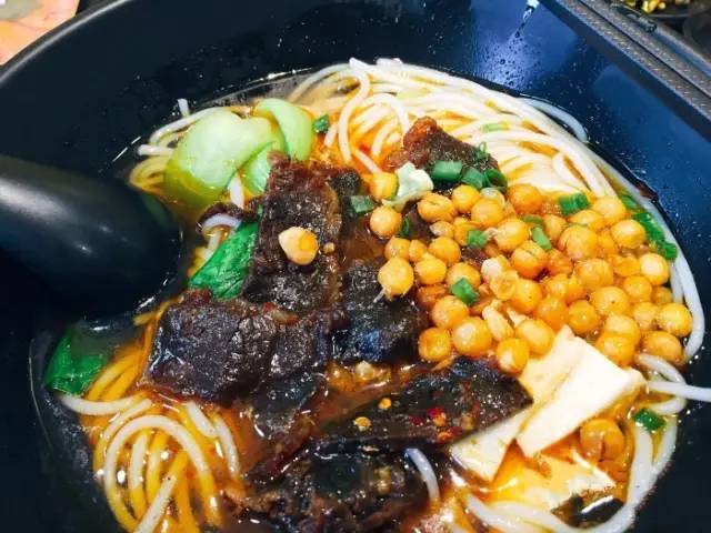 植牙后第二天能吃面条吗?-图3 植牙后第二天能吃面条吗?-图3