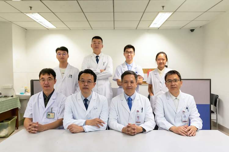张栋梁教授正畸团队-图2