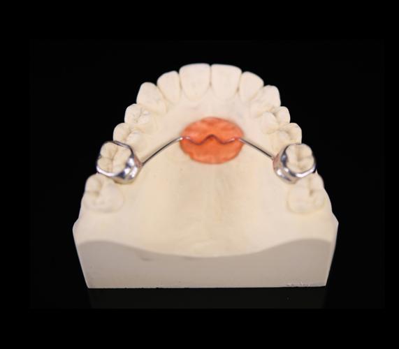 正畸托槽旋转立体盒,立体旋转如何优化托槽操作效率?-图1 正畸托槽旋转立体盒,立体旋转如何优化托槽操作效率?-图1