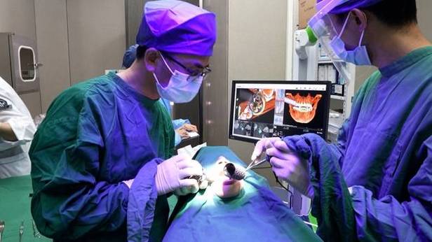 宁波口腔医院植牙效果怎样?价格贵不贵,靠谱吗?-图1 宁波口腔医院植牙效果怎样?价格贵不贵,靠谱吗?-图1