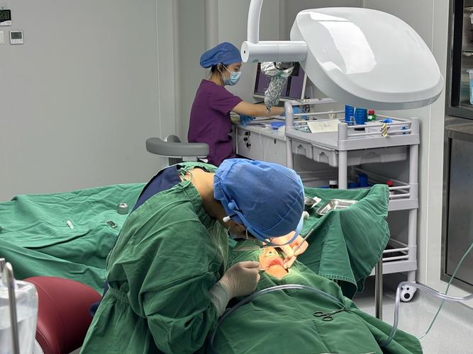 上海口腔医院植牙-图3 上海口腔医院植牙-图3