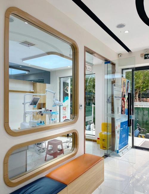 正畸诊室布置应如何兼顾功能性与患者舒适度？-图1