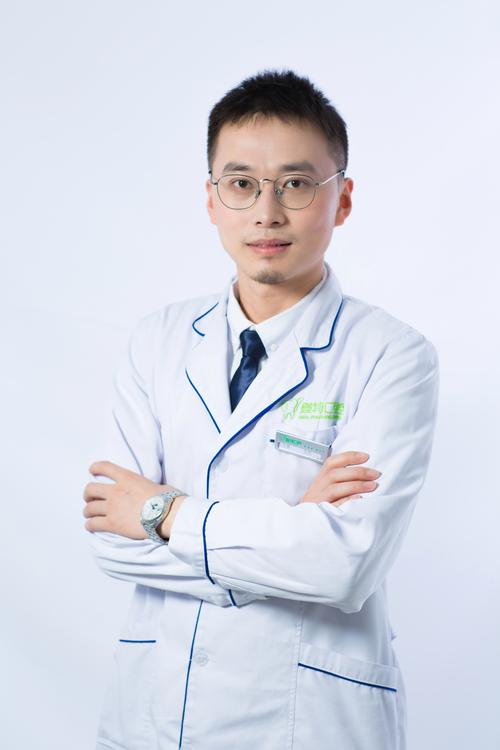 国内口腔正畸专家-图2