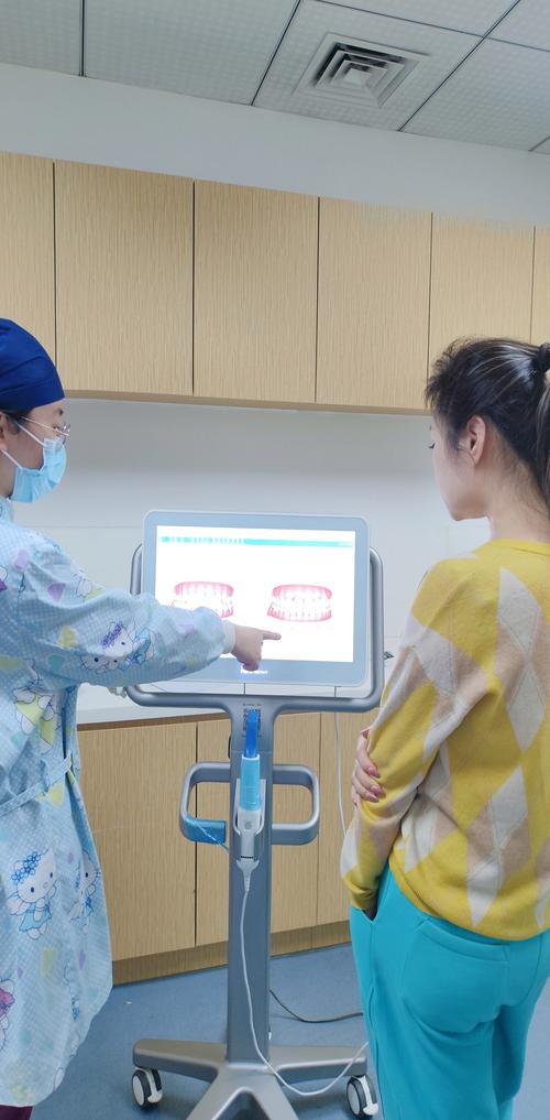 宝安人民医院牙齿矫正效果如何？医生技术好不好？值得信赖吗？-图2
