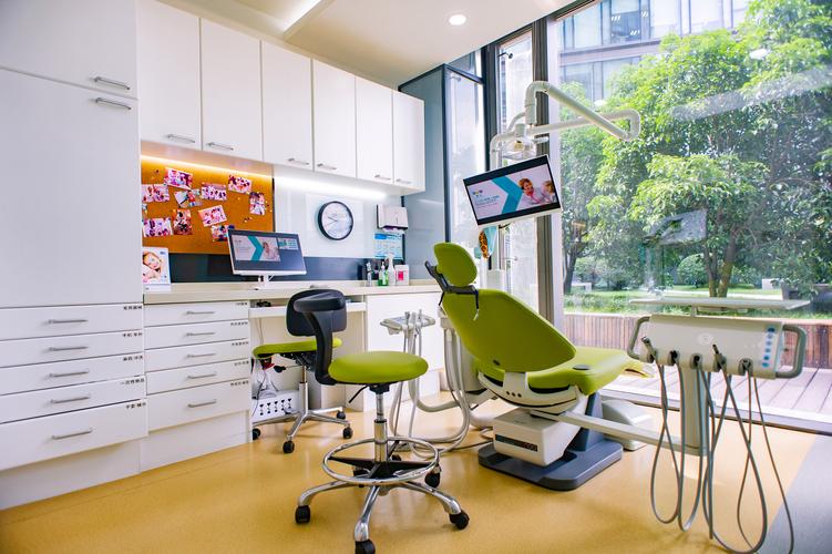 浙江口腔医院牙齿矫正-图2