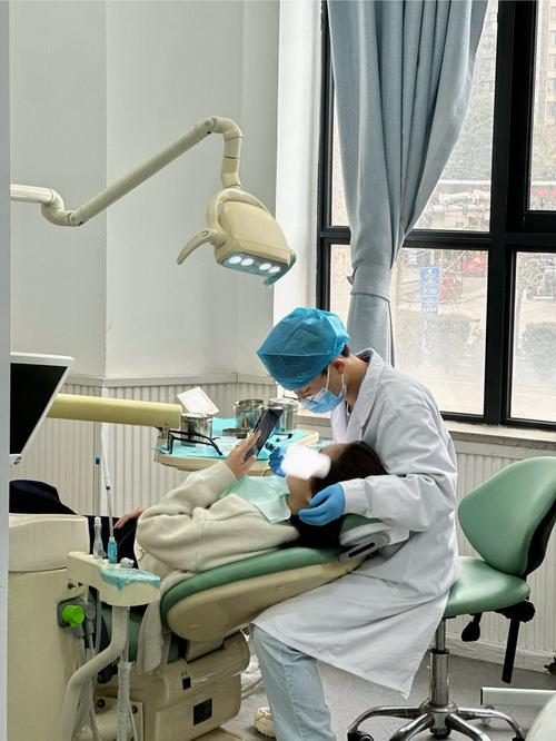 苏州口腔医院牙齿矫正具体效果如何？价格贵不贵？医生技术好吗？-图2