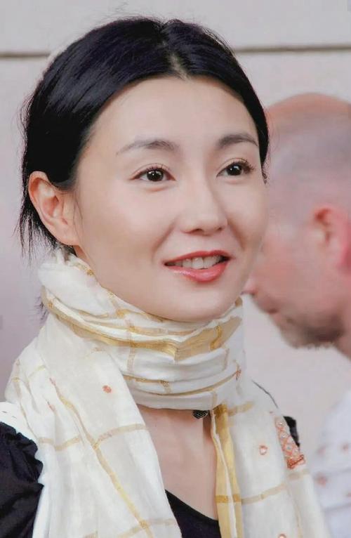 张曼玉牙齿矫正的具体方法与过程是怎样的？-图3
