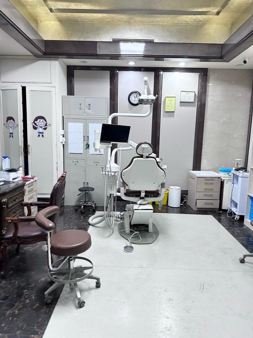 牙齿矫正选公立医院?优缺点、费用和注意事项有哪些?-图3 牙齿矫正选公立医院?优缺点、费用和注意事项有哪些?-图3