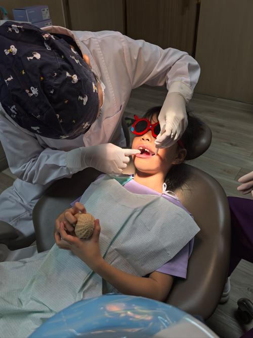 矫正牙齿牙齿清洁不到位会有哪些后果?如何正确清洁?-图3 矫正牙齿牙齿清洁不到位会有哪些后果?如何正确清洁?-图3