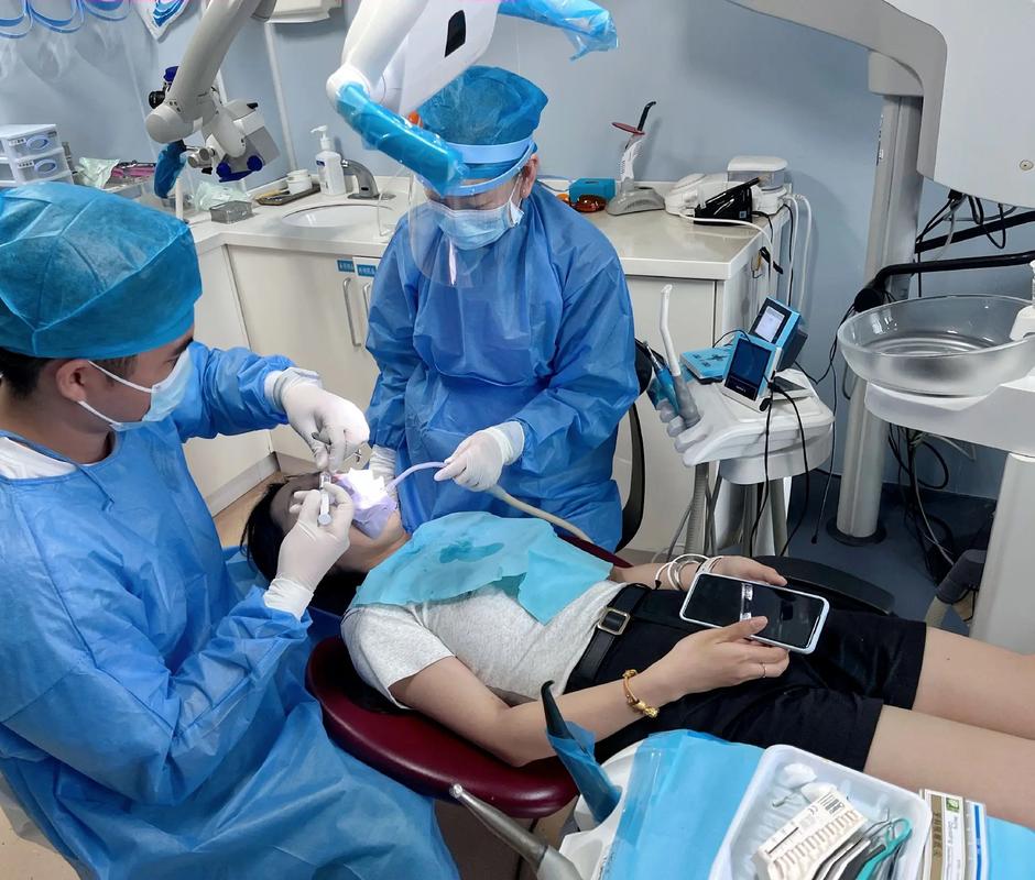 矫正牙齿和补牙,治疗顺序有讲究吗?-图3 矫正牙齿和补牙,治疗顺序有讲究吗?-图3